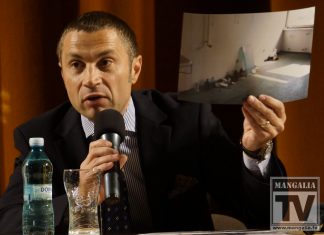 Conflict intre primarul Cristian Radu si doctorii din policlinica Mangalia