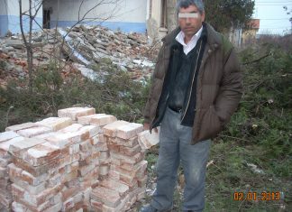 Demolatorii de ziduri