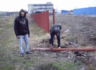 Au muschi sa scoata fierul din betoane, dar nu au puterea sa mature o strada.