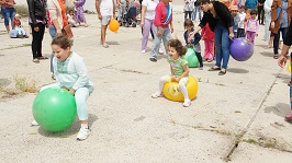 Copiii de la IAS si Fruvileg Mangalia au petrecut pe 2 iunie Ziua Copilului