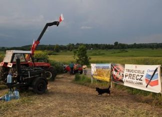 Dupa francezi, polonezii, nu demult iubitorii gazelor de sist, acum protesteaza dur impotriva !