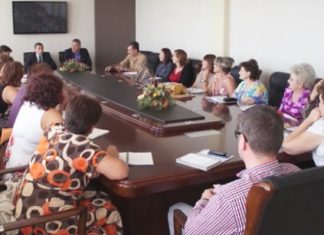 Primarul Mangaliei a discutat cu directorii instituţiilor de învăţământ despre pregătirea anului şcolar
