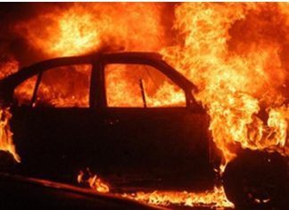 O persoana a fost descoperita carbonizata in masina care a luat foc la 23 August