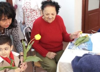 Clubul Rotary Mangalia in vizita la Caminul de batrani