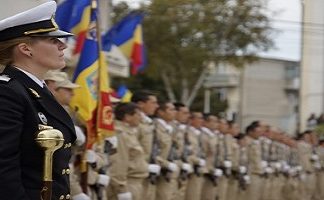 Peste 800 de soldaţi profesionişti vor depune Juramantul militar