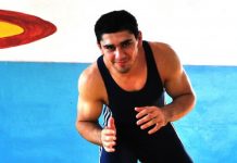 Vlad Caraş, campion mondial la lupte pe plajă