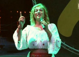 Cristina Olteanu, la deschiderea Festivalului Tineretii de la Mangalia