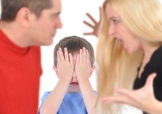 Cum ne afectează tensiunile din familie și cum le putem ameliora.