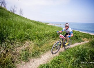 Bicicliști internaționali pedalează pe litoralul românesc pentru Olimpiada Rio 2016