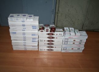 Aproximativ 300 de pachete cu ţigarete de contrabandă, confiscate în Constanţa