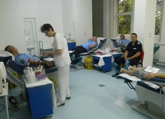 Jandarmii constănţeni au donat sânge pentru victima unui accident rutier