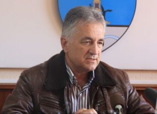 DNA a dispus trimiterea in judecata a primarului municipiului Tulcea. Sotia si fiica sunt sub control judiciar.
