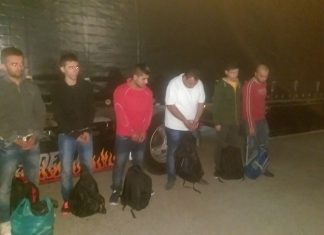 Şase sirieni ascunşi într-o semiremorcă, depistaţi de poliţiştii de frontieră