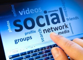 Tinerii depind de aprobare comunitatii online, iar dezaprobarea poate genera stari anxioase sau chiar depresie