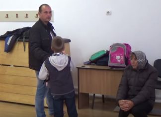 Un zambet pentru copiii de la Scoala nr.1 Pecineaga
