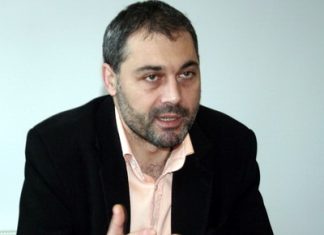 Directorul general al Casei Judetene de Asigurari de Sanatate, Dragos Poteleanu, retinut de procurorii DNA