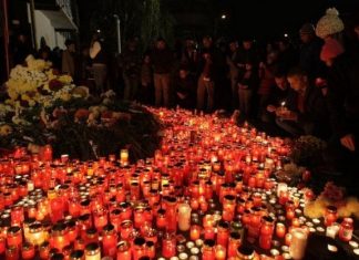 O noua marturie a tragediei din clubul Colectiv: Din tavan cadeau stropi incinsi care imi ardeau crestetul capului / Am crezut ca am orbit, apoi m-am gandit: daca asta simt cei ce nu mai sunt?