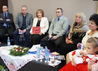 Lansare de carte: “Franturi din viata” – autor Dora Alina Romanescu