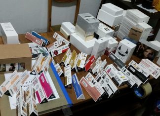 Ţigări de contrabandă, parfum şi încălţăminte sport contrafăcută confiscate în P.T.F. Vama Veche
