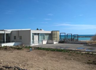 Cine urâțește Mangalia?