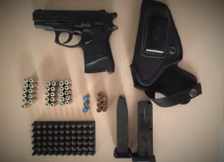 Mangalia: Arma neletala si 41 de cartuse, confiscate de politisti