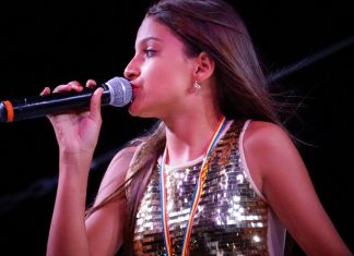 Doinita Ionita, castigatoarea trofeului Festivalului Tineretii 2016, sectiunea muzica usoara