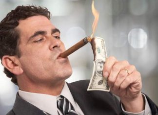 Paradoxul românesc. Economia creşte, sărăcia se accentuează!
