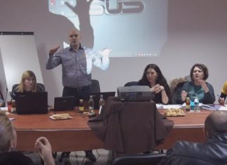 Groapa de gunoi ecologica de la Costinesti “PUTE”. Locuitorii comunei solicita inchiderea gropii.
