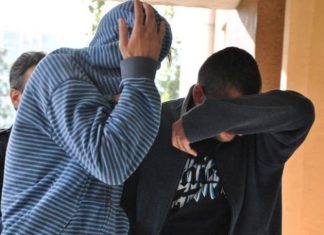 MANGALIA: Bănuiți de comiterea unei tâlhării, doi tineri au fost reținuți de către polițiști