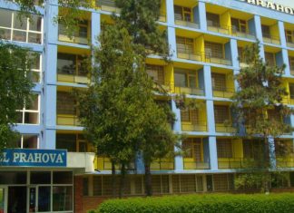 Hotelurile Romanța și Prahova din Neptun vor fi scoase din nou la vânzare. Fiscul a redus prețul cu 25%