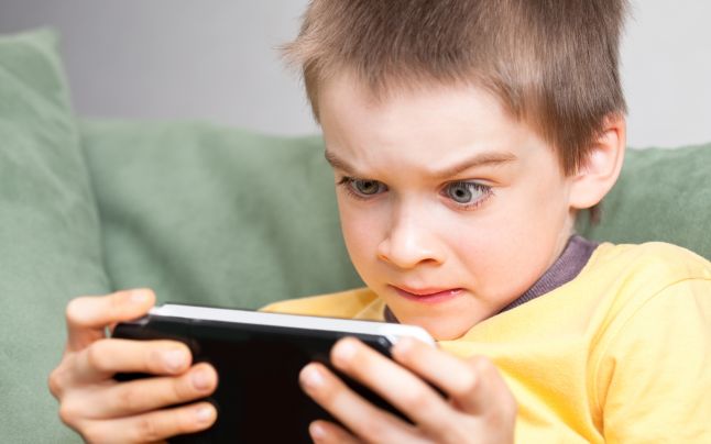 dependenta telefon