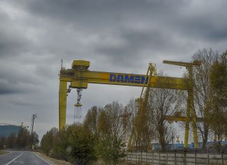 PROTEST al Sindicatului Liber Navalistul, astăzi, în fața CASEI DE CULTURĂ din Mangalia