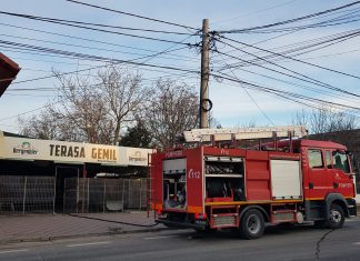 Pompierii au intervenit pentru a stinge un incendiu care a afectat o locuință din 2 Mai