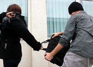 Bănuit de comiterea infracțiunii de tâlhărie, un bărbat, de 28 de ani, a fost reținut de polițiștii din Mangalia
