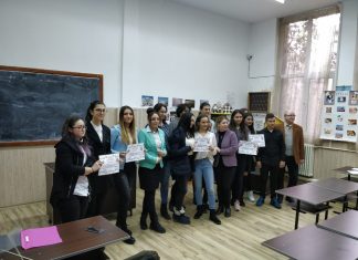 Elevii Colegiului Economic Mangalia premiaţi la concursuri şcolare județene