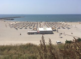 Operatorii de plaje, scutiţi cu 30% de la plata contravalorii contractelor de închiriere