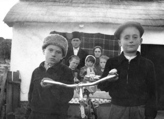 Expoziția „AȘA VĂZUT-A ZAHARIA – improvizații într-o lume captivă”, la Muzeul de Istorie Naționale și Arheologie Constanța