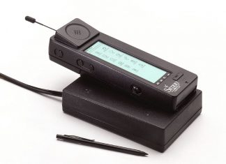 28 de ani de la prezentarea primului smartphone din lume