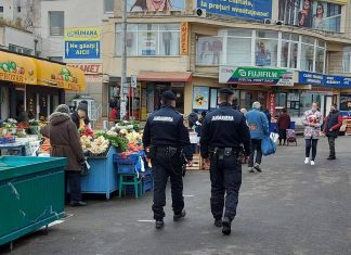 Jandarmii constănțeni au dat peste 500 de amenzi în piețe și gări