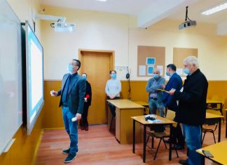 Tehnologie All in one pentru elevii din Hârșova