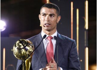 Fotbalistul Cristiano Ronaldo, atacantul echipei Juventus Torino, a fost desemnat cel mai bun fotbalist al secolului XXI