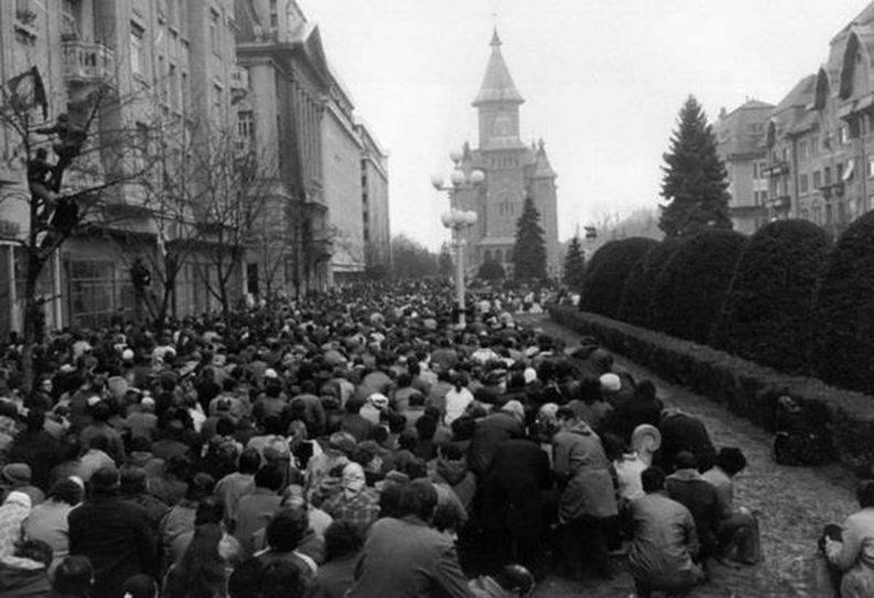 Revoluția