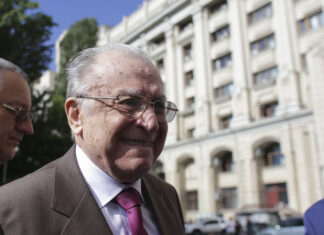 Ion Iliescu anunță, în ziua în care a împlinit 91 de ani, că s-a vaccinat: Pentru vârsta pe care o am, mă simt bine