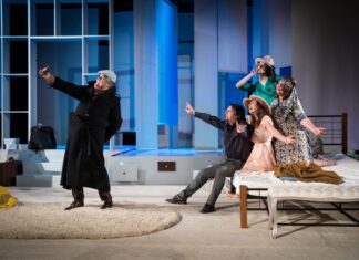 O invitație la teatru în weekend, cu spectacole pentru toate gusturile