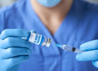 Începe vaccinarea anti-covid în licee. Mii de elevi, înscrişi