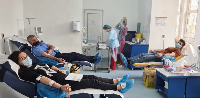 Jandarmii constănţeni donează sânge