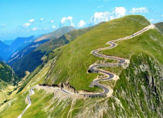 Trafic redeschis pe cea mai înaltă şosea din ţară, Transalpina