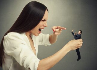 Explicaţiile psihologului: Misandrismul – când bărbații sunt puși sub “lupă”