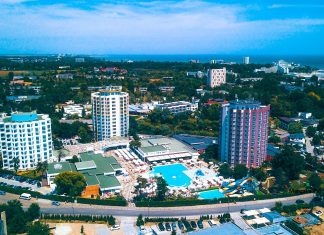 Cauti un job pe litoral? Mera Resort angajează personal