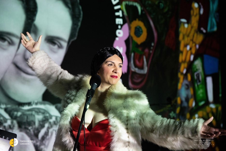 MARIA TĂNASE. O poveste (1)